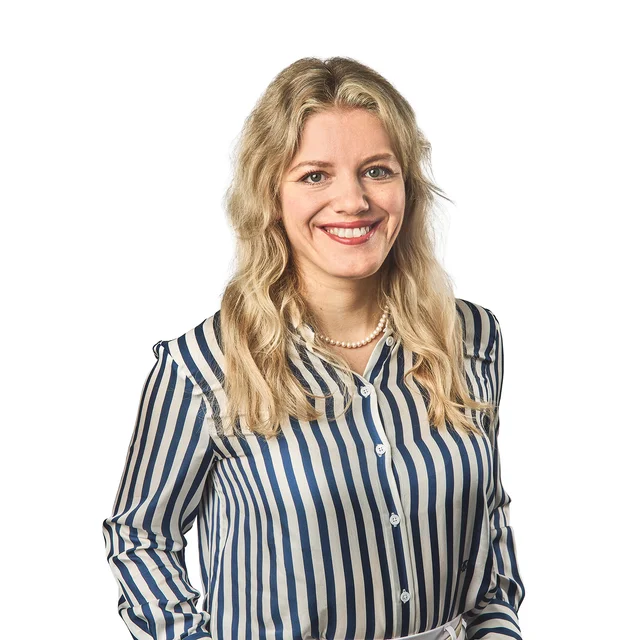 Dr. Carina Jockschat, Office Management